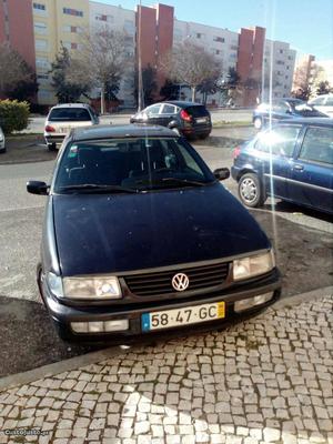VW Passat gl Fevereiro/96 - à venda - Ligeiros Passageiros,