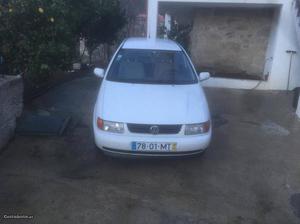 VW Polo 1,7 SDI Maio/99 - à venda - Comerciais / Van, Braga