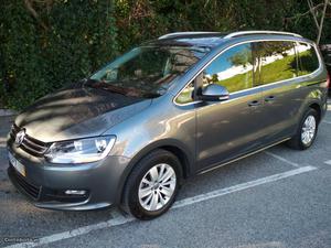 VW Sharan 2.0TDI HighLine DSG Maio/15 - à venda -