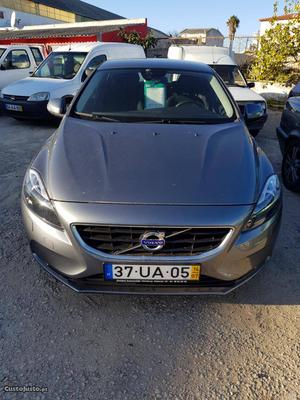 Volvo V Gasóleo Julho/14 - à venda - Ligeiros