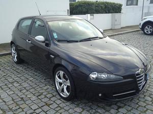 Alfa Romeo 147 Q2 Fevereiro/07 - à venda - Ligeiros