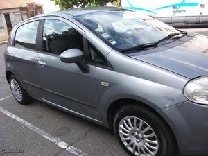 Fiat Punto 1.2-ac-5p- Março/06 - à venda - Ligeiros