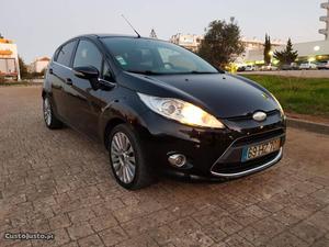 Ford Fiesta Titanium Junho/09 - à venda - Ligeiros