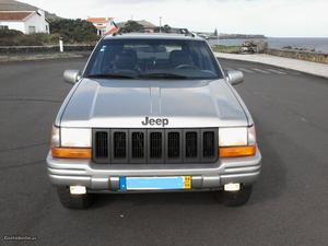 Jeep Grand Cherokee Limited Junho/98 - à venda - Pick-up/