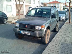 Mitsubishi Pajero V 24 Outubro/94 - à venda - Pick-up/