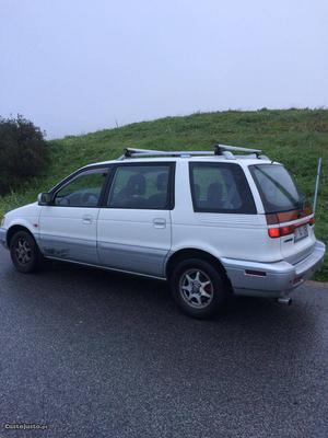 Mitsubishi Space Wagon glx Maio/93 - à venda - Monovolume /