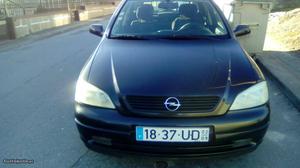 Opel Astra 1.4 clube Novembro/02 - à venda - Ligeiros