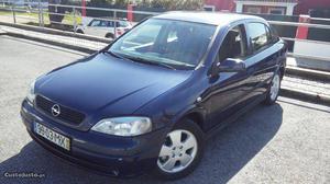 Opel Astra v d-assistida Março/99 - à venda -