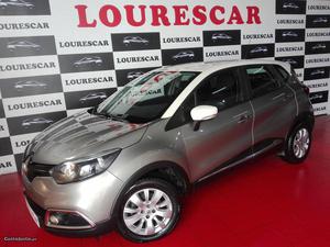 Renault Captur 1.5 DCI GPS Junho/15 - à venda - Ligeiros