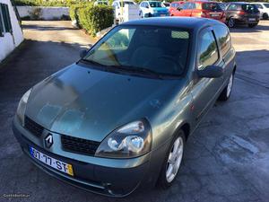 Renault Clio 1.5 DCI Diesel Dezembro/01 - à venda -