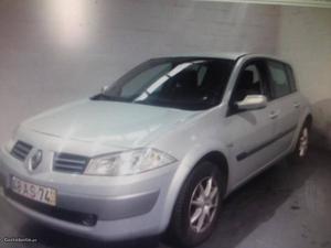 Renault Mégane 1.5 dci,170 mil/km Agosto/03 - à venda -