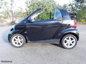 Smart ForTwo Cabrio 1.0 Julho/08 - à venda - Descapotável