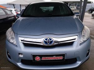Toyota Auris 1.8HDS Junho/12 - à venda - Ligeiros