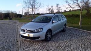 VW Golf 1.6 TDI Confortline Maio/10 - à venda - Ligeiros