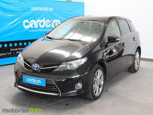 Toyota Auris 1.8 HSD Sport