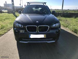 BMW X1 18D S DRIVE Setembro/10 - à venda - Monovolume /
