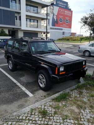 Jeep Cherokee Classic Novembro/00 - à venda - Pick-up/