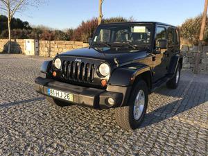 Jeep Wrangler Unlimited Sahara Março/09 - à venda -