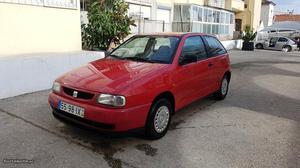 Seat Ibiza 1.9d Outubro/97 - à venda - Ligeiros