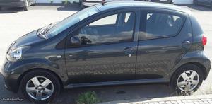 Toyota Aygo 1.0 +A/C Janeiro/08 - à venda - Ligeiros