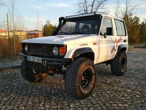 Toyota Land Cruiser Lj 70 Janeiro/87 - à venda - Pick-up/