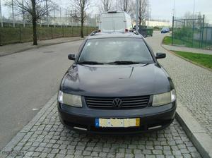 VW Passat Variant 1.9TDI 115CV Março/00 - à venda -