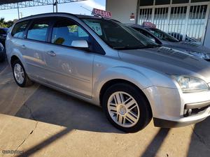 Ford Focus 1.6tdci Junho/06 - à venda - Ligeiros