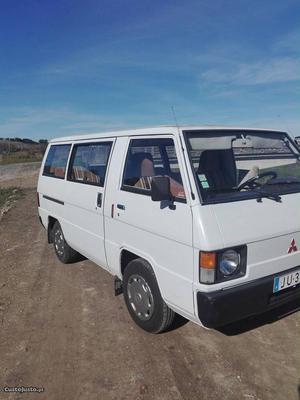 Mitsubishi L300 L 300 Janeiro/81 - à venda - Monovolume /