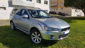 Mitsubishi Outlander 2.0 DI-D SW 4WD Maio/10 - à venda -