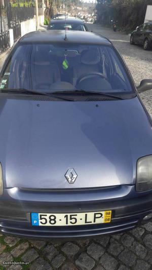Renault Clio GPL Agosto/98 - à venda - Ligeiros