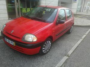 Renault Clio barato Maio/00 - à venda - Ligeiros