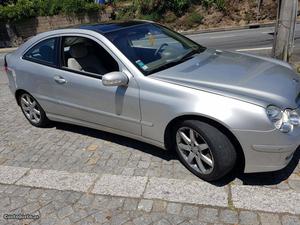 Mercedes-Benz C 220 SportCoupé Julho/02 - à venda -