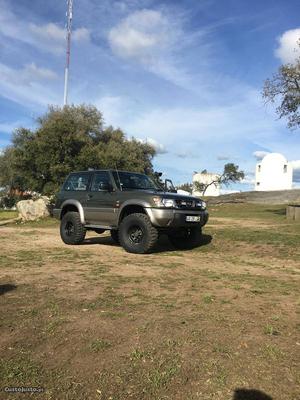 Nissan Patrol gr y61 Abril/98 - à venda - Pick-up/