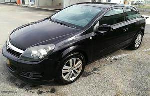 Opel Astra GTC Fevereiro/07 - à venda - Comerciais / Van,