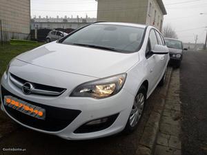 Opel Astra Sports 1.6 CDTI Setembro/14 - à venda - Ligeiros