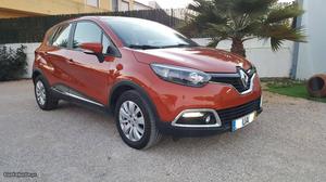 Renault Captur 1.5DCI Janeiro/14 - à venda - Monovolume /