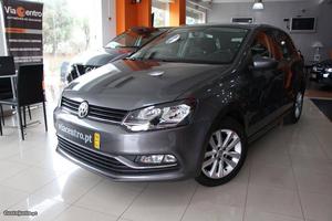 VW Polo 1.0 CONFORTLINE Abril/16 - à venda - Ligeiros
