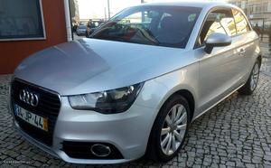 Audi A1 1.6 TDI Agosto/10 - à venda - Ligeiros Passageiros,