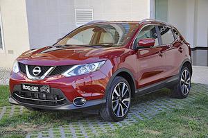 Nissan Qashqai 1.6 dCi XTronic Fevereiro/15 - à venda -