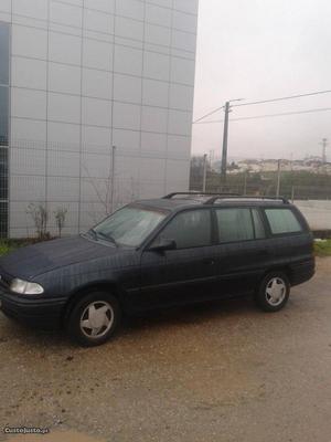 Opel Astra izuso inpecavel Novembro/94 - à venda - Ligeiros