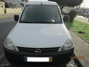 Opel Combo 1.7 C AC IMPECAVEL Setembro/11 - à venda -