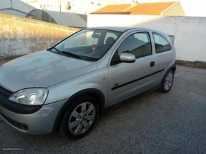 Opel Corsa Sport Março/02 - à venda - Ligeiros