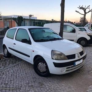 Renault Clio 1.5 dci -  km Fevereiro/02 - à venda -