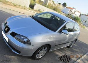 Seat Ibiza 1.4 TDI Van Janeiro/06 - à venda - Ligeiros