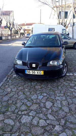 Seat Ibiza 6l impecável Dezembro/04 - à venda - Ligeiros