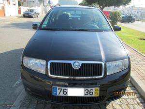 Skoda Fabia 1.2 SW impecavel Agosto/05 - à venda - Ligeiros