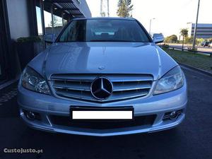 Mercedes-Benz C 220 CDI Maio/07 - à venda - Ligeiros