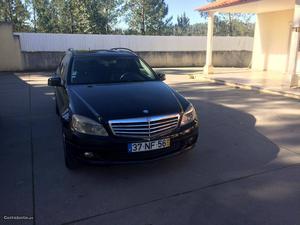 Mercedes-Benz C 220 avantgard Dezembro/09 - à venda -