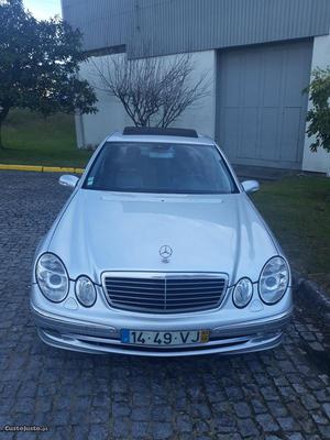 Mercedes-Benz E 220 Cdi Avantgarde Agosto/03 - à venda -