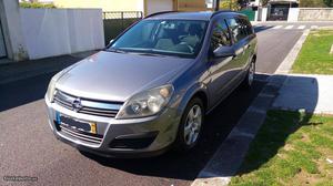 Opel Astra 1.3 CDTI Caravan Março/06 - à venda - Ligeiros